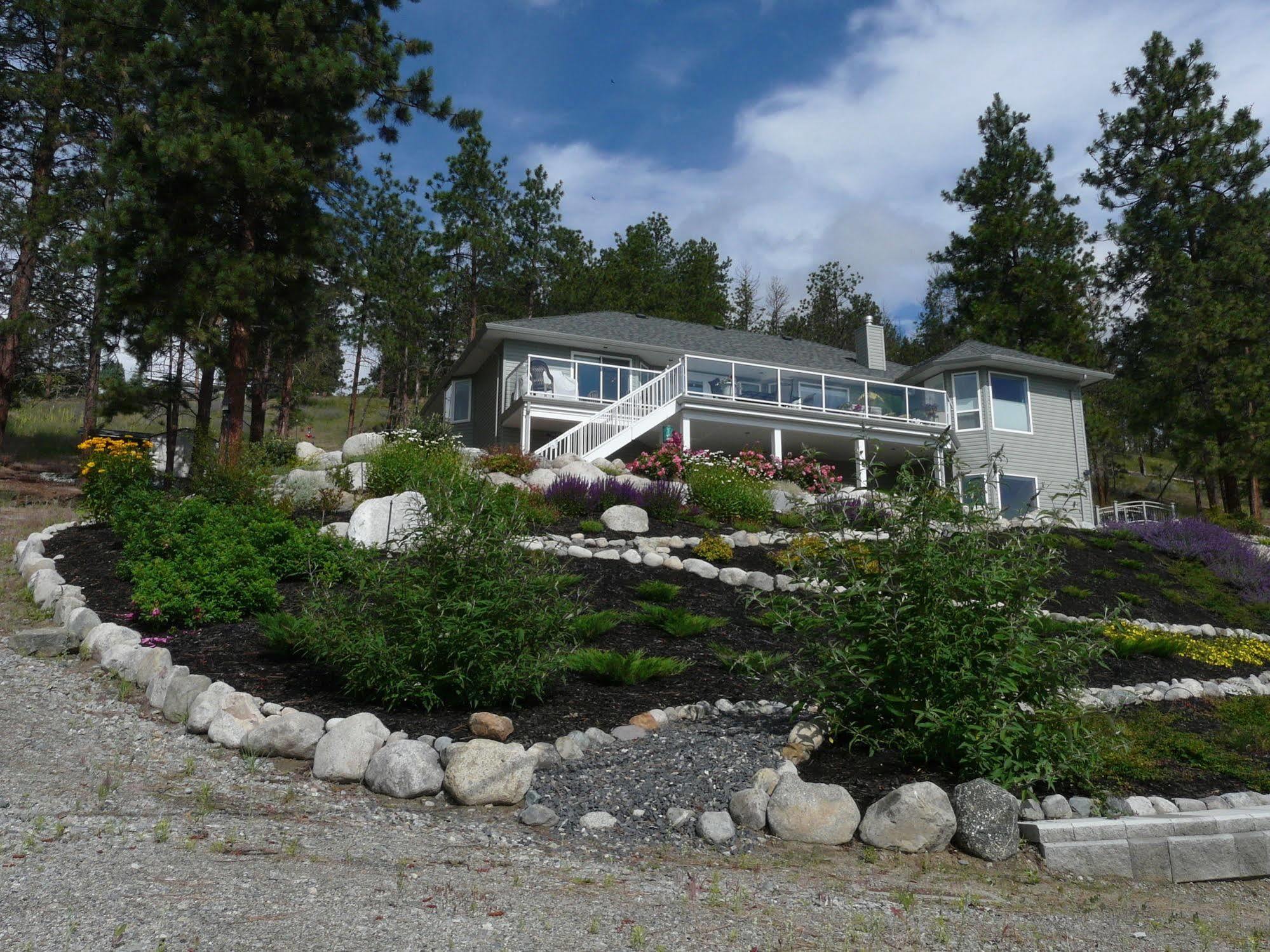 Heartstone B&B Peachland Exterior foto
