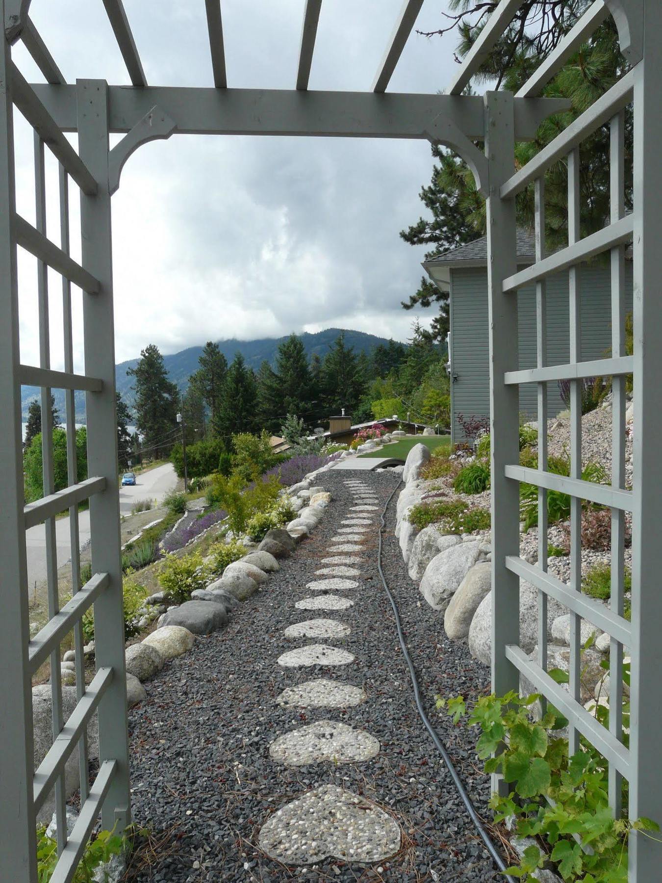 Heartstone B&B Peachland Exterior foto
